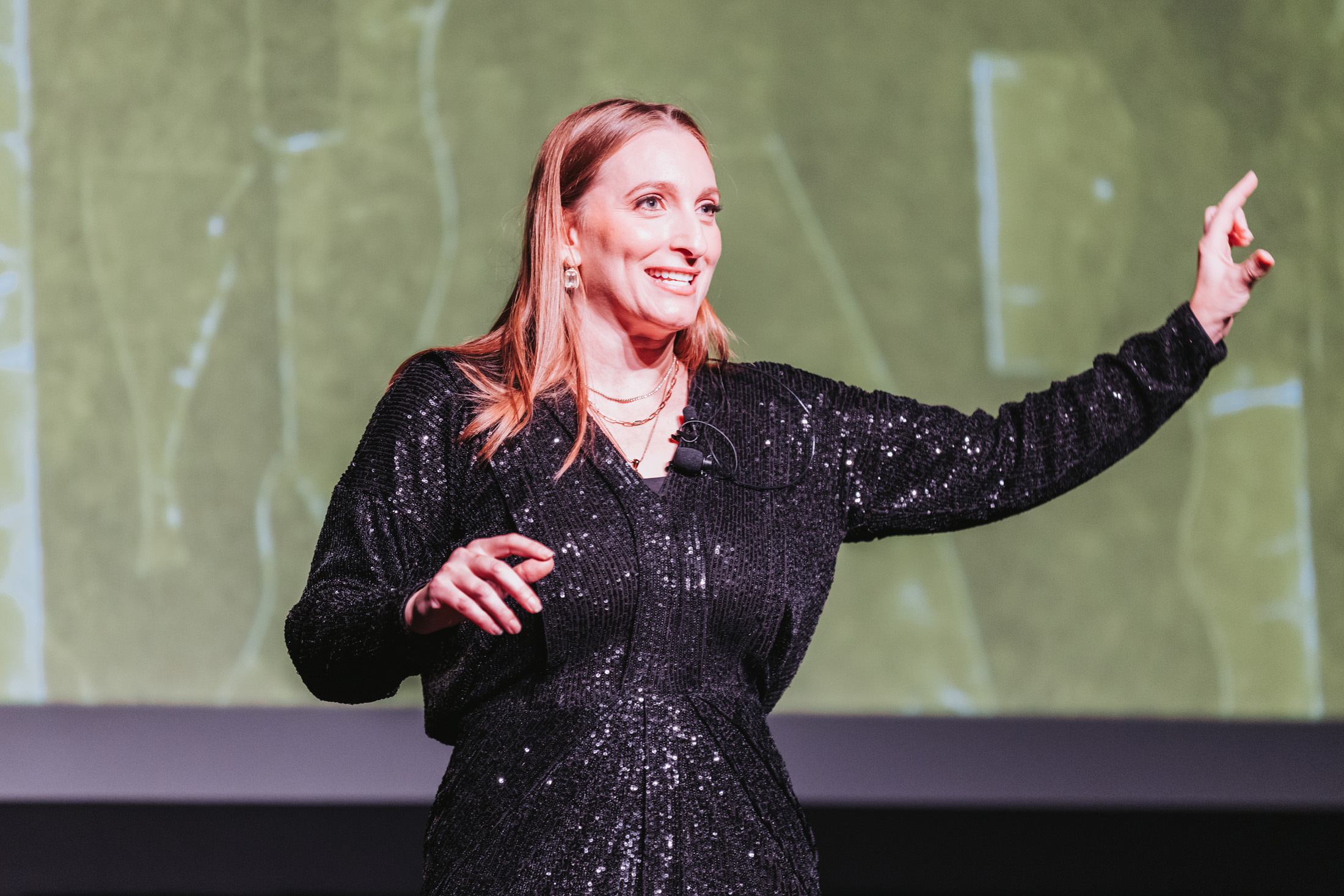 Rebecca Fishman Lipsey giving a speech