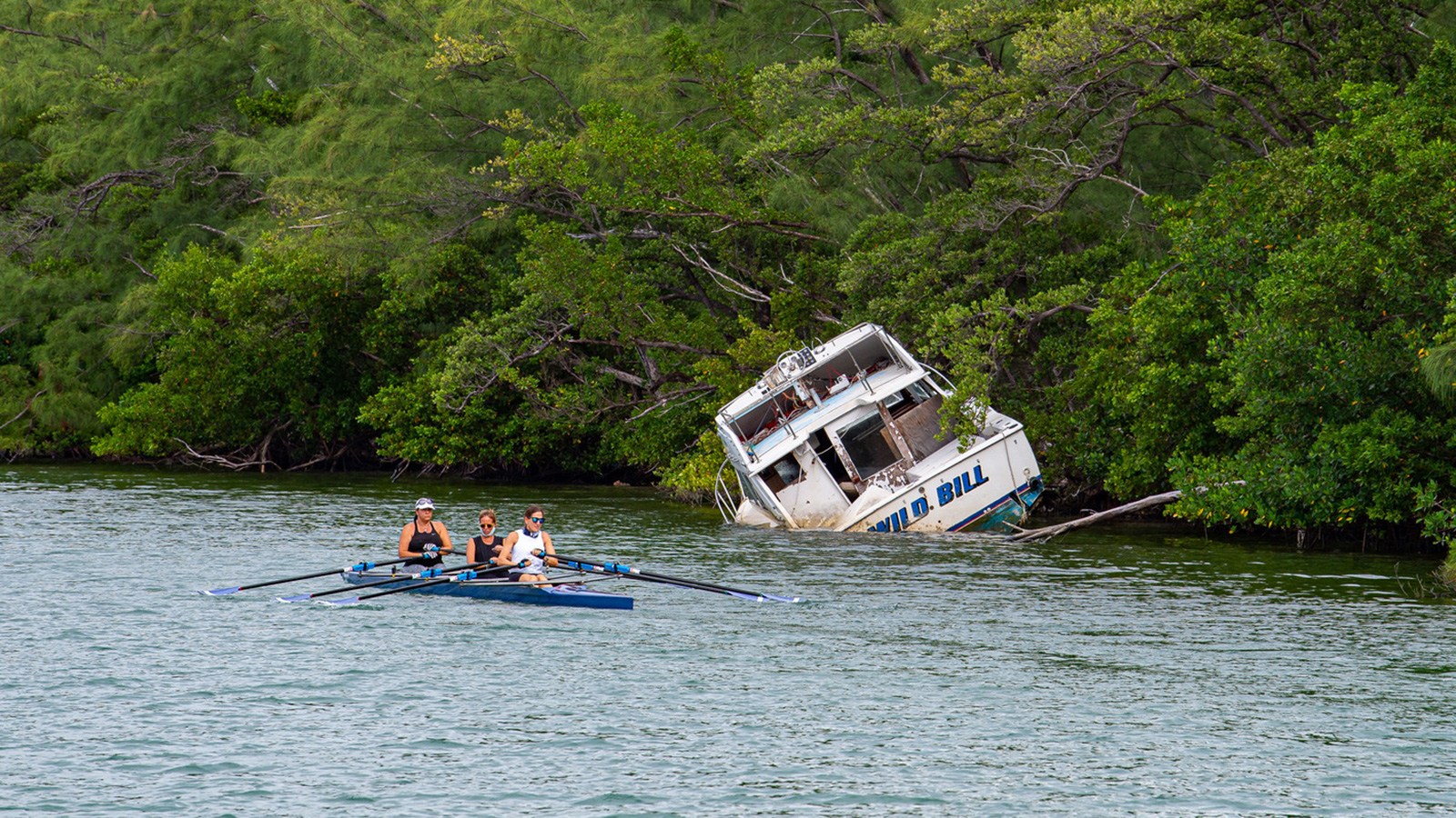 Boat wreck in Biscayne Bay Boat wreck in Biscayne Bay