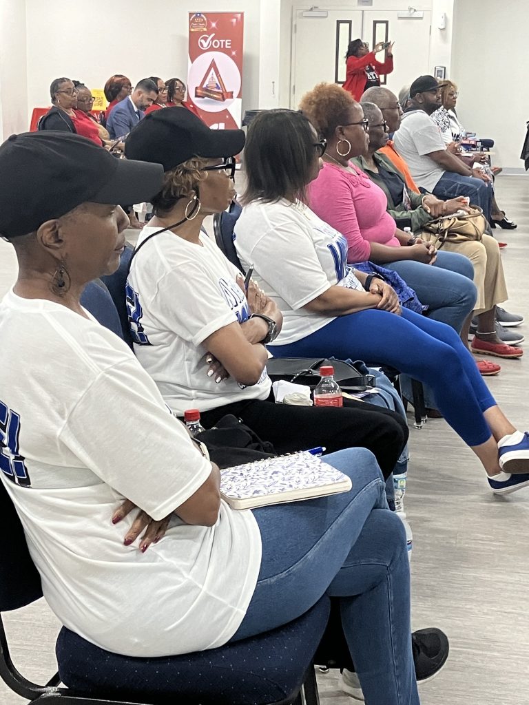 Vote Miami forum attendees